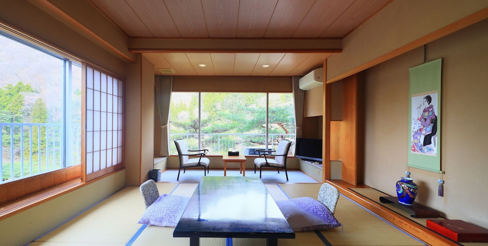 鬼怒川温泉 花の宿 松や 日光