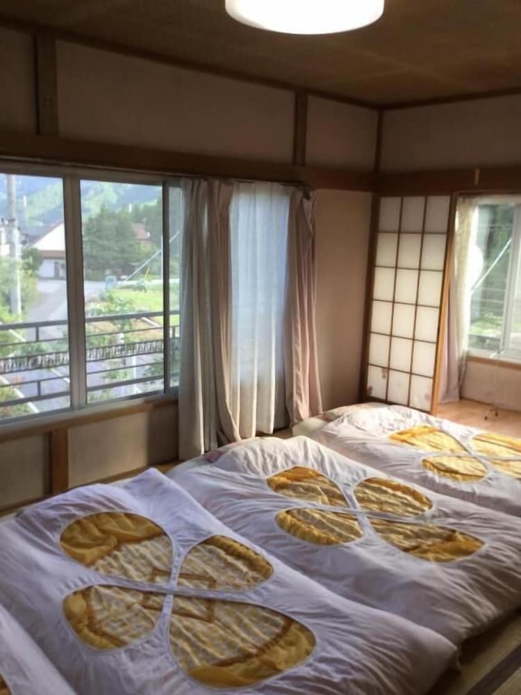 鳴沢ロッヂ 日光