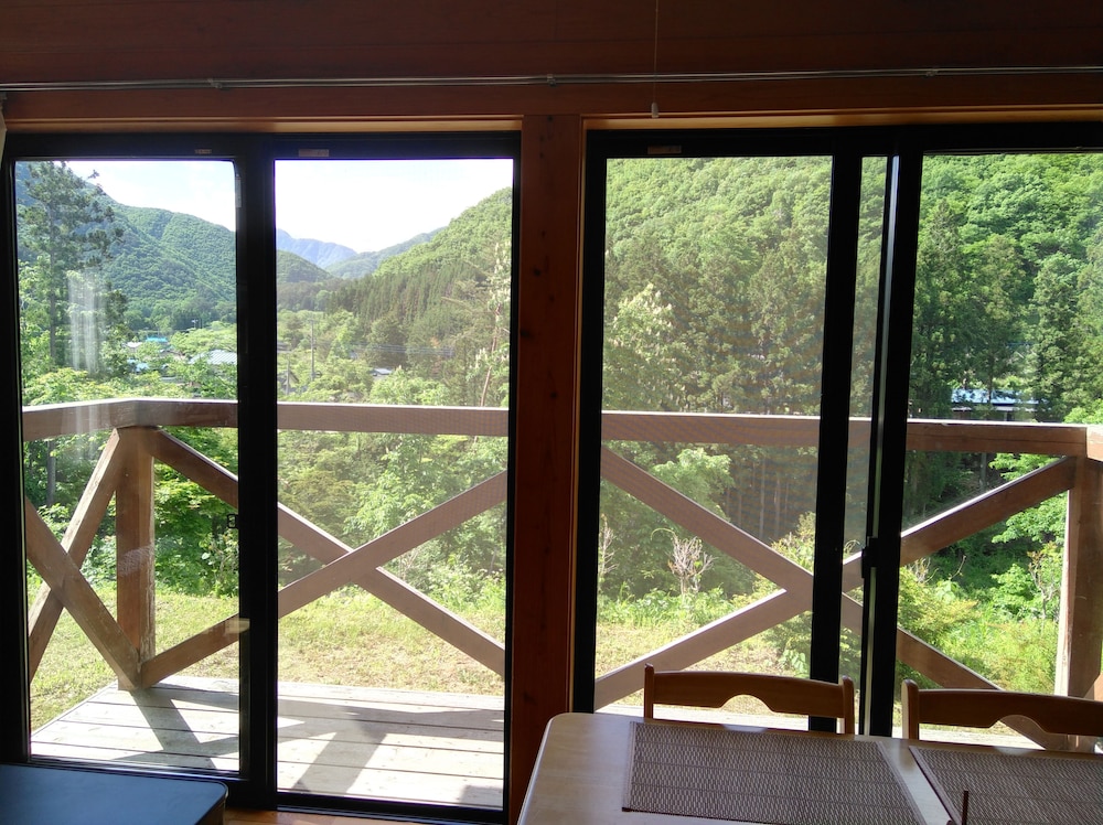 みよりふるさと体験村 (中三依温泉男鹿の湯) 日光