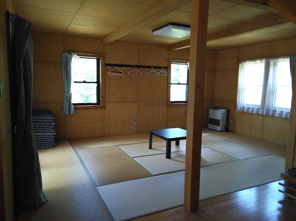 みよりふるさと体験村 (中三依温泉男鹿の湯) 日光