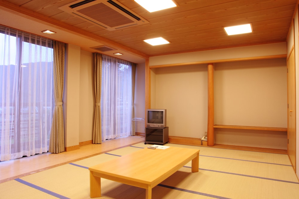 風のひびき 日光