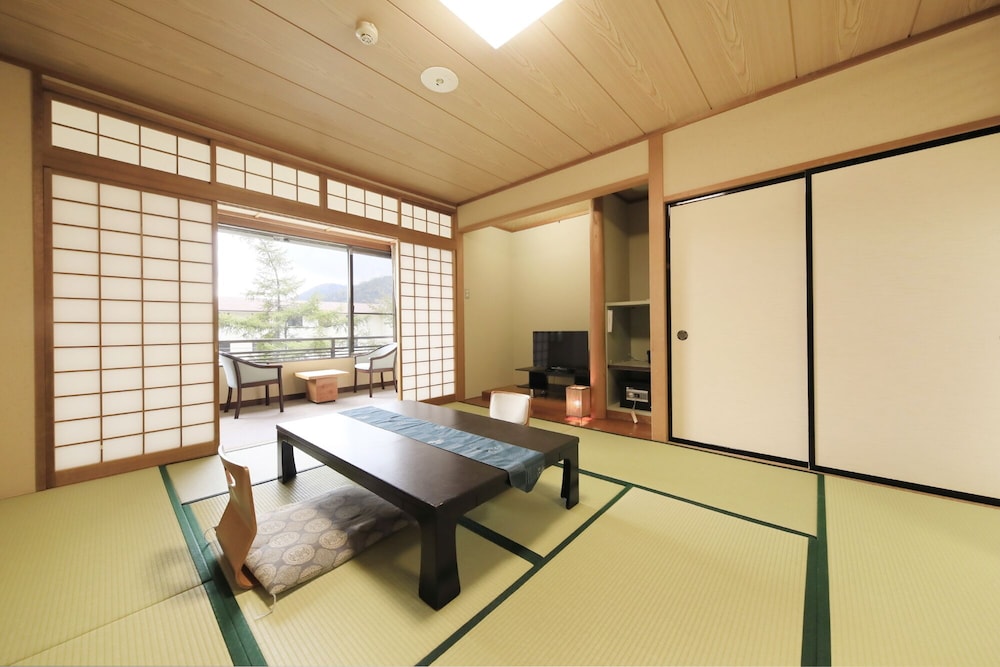 奥日光湯元温泉 湯守釜屋 日光