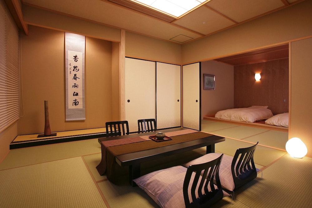 鬼怒川温泉 日光きぬ川ホテル三日月 日光