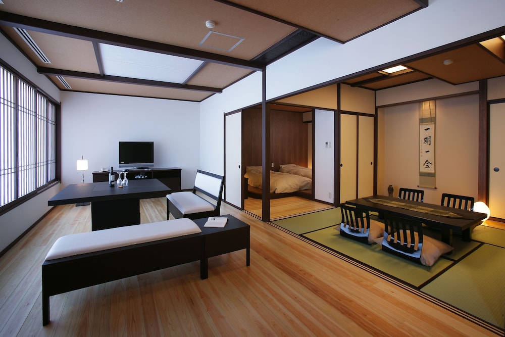 鬼怒川温泉 日光きぬ川ホテル三日月 日光