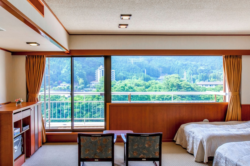 鬼怒川温泉 日光きぬ川ホテル三日月 日光