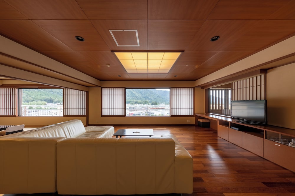 鬼怒川温泉 日光きぬ川ホテル三日月 日光