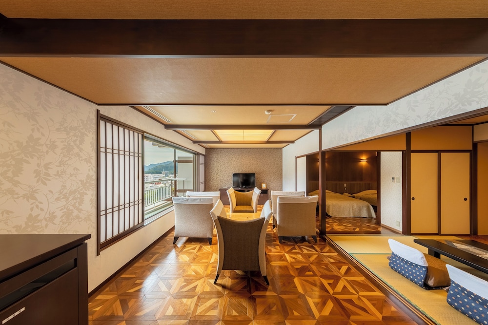 鬼怒川温泉 日光きぬ川ホテル三日月 日光