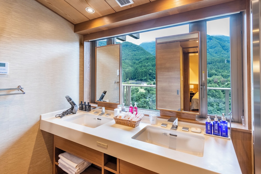 鬼怒川温泉 日光きぬ川ホテル三日月 日光