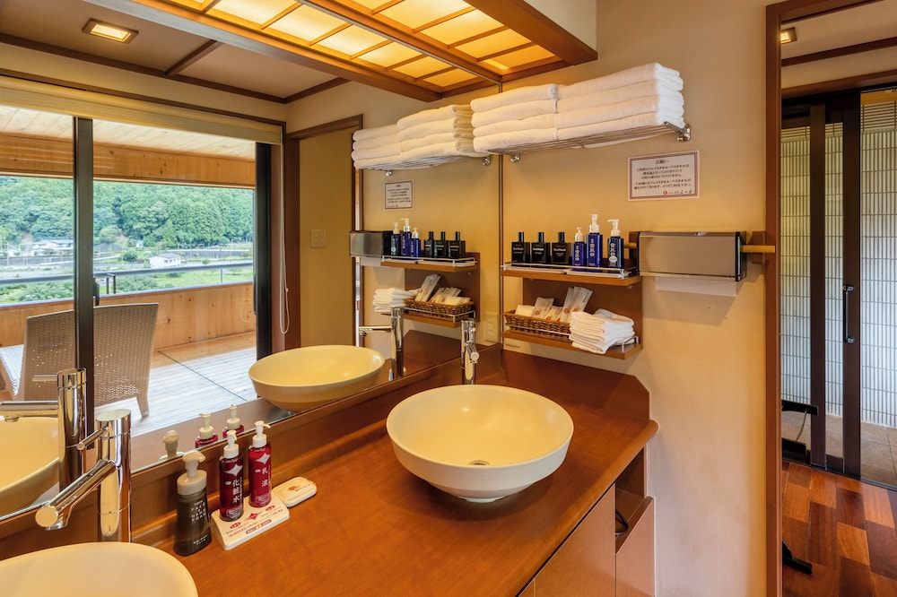 鬼怒川温泉 日光きぬ川ホテル三日月 日光