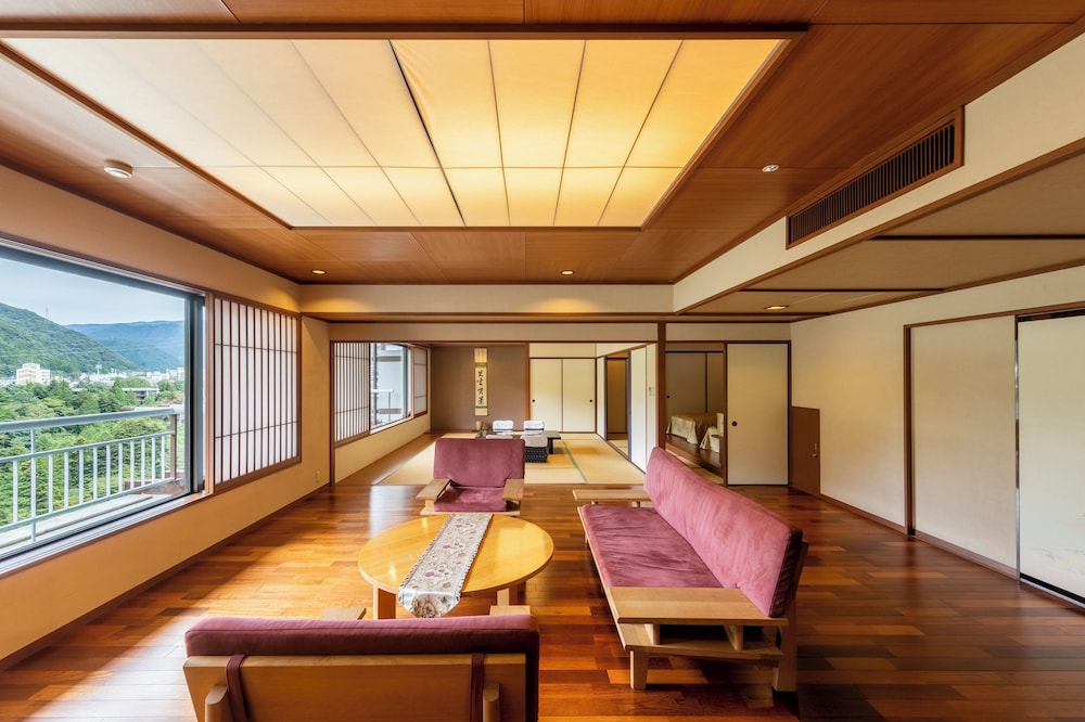 鬼怒川温泉 日光きぬ川ホテル三日月 日光