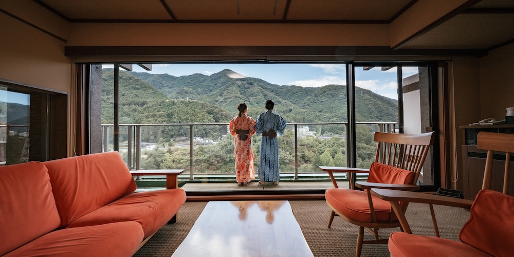 鬼怒川温泉 日光きぬ川ホテル三日月 日光