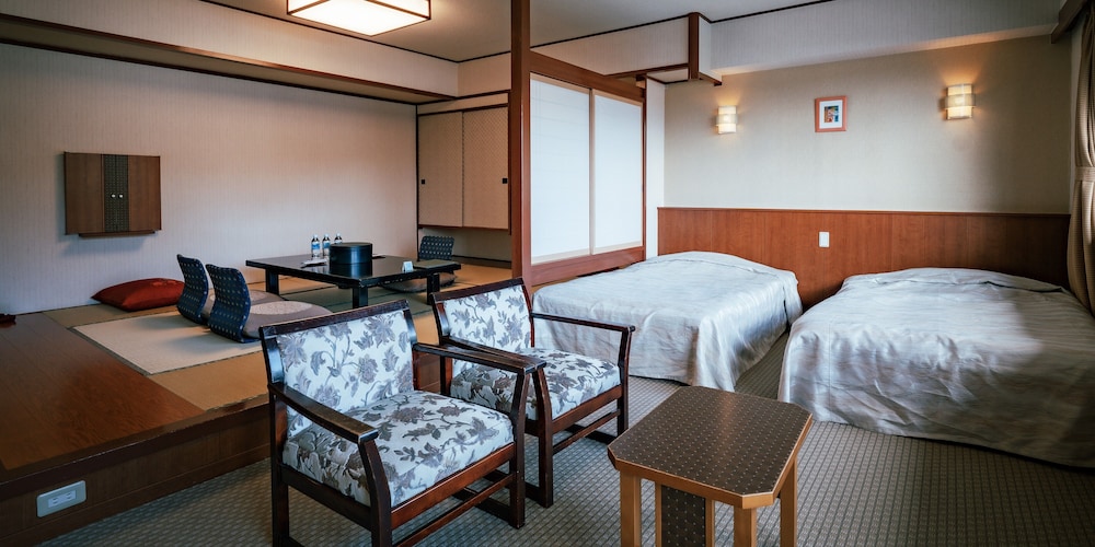 鬼怒川温泉 日光きぬ川ホテル三日月 日光