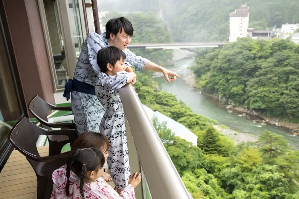 鬼怒川温泉 日光きぬ川ホテル三日月 日光