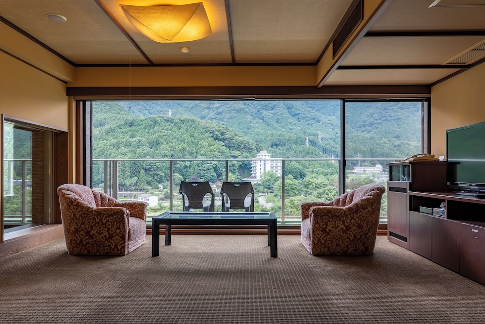 鬼怒川温泉 日光きぬ川ホテル三日月 日光