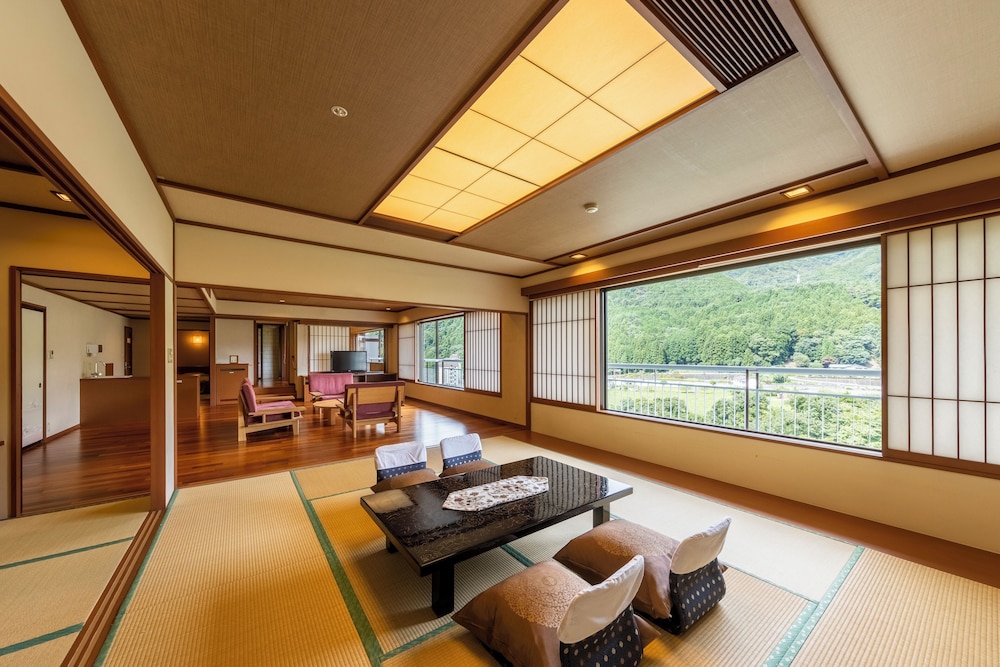 鬼怒川温泉 日光きぬ川ホテル三日月 日光