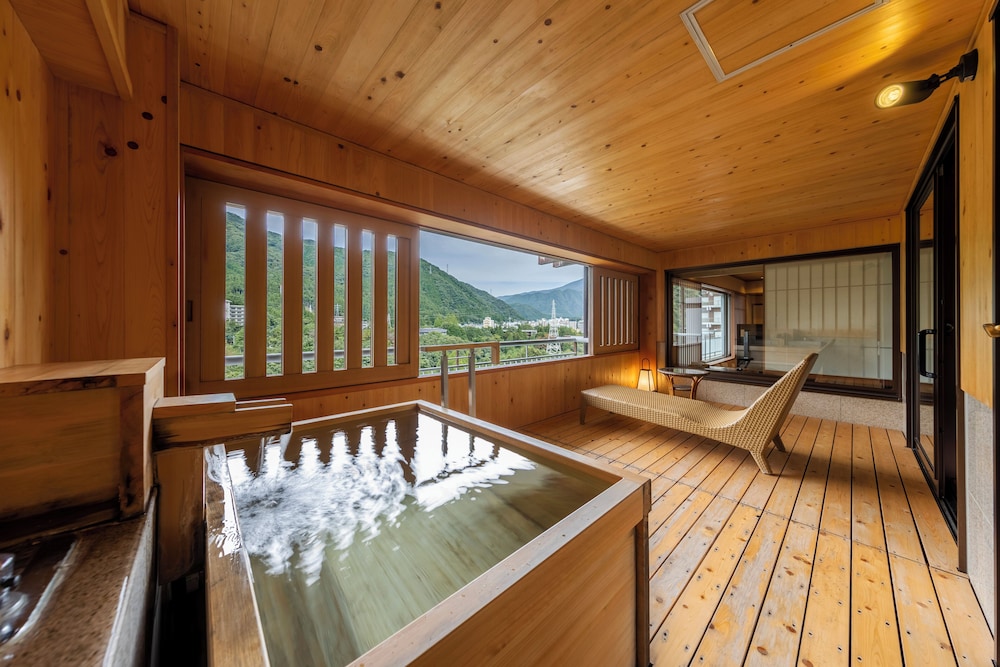 鬼怒川温泉 日光きぬ川ホテル三日月 日光