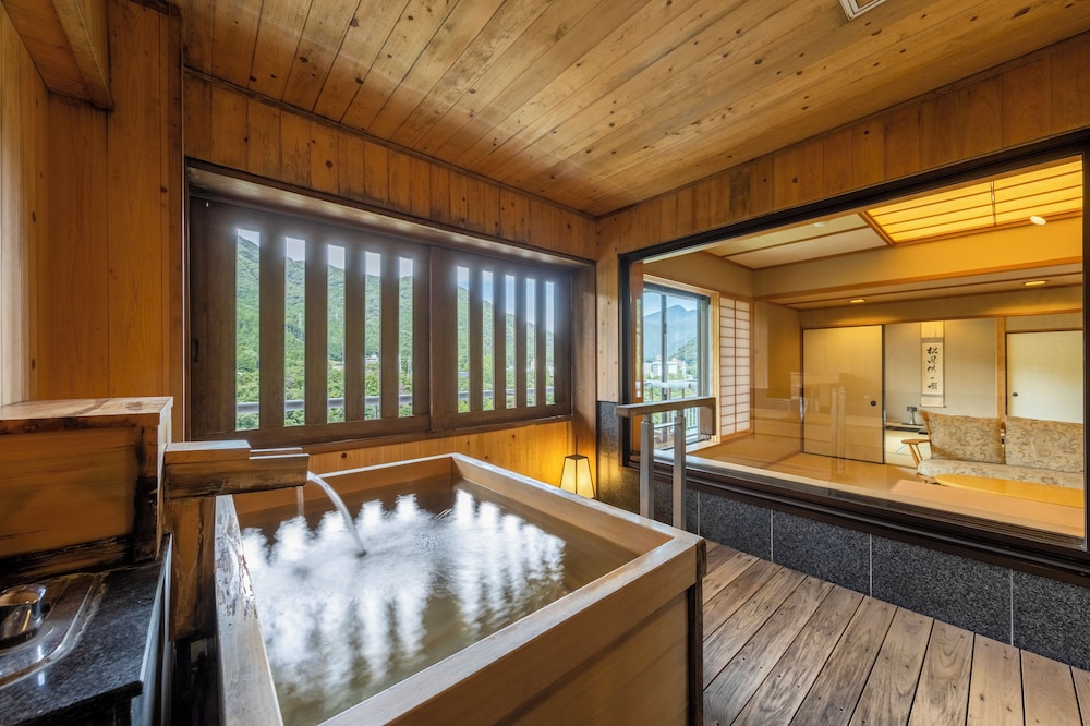 鬼怒川温泉 日光きぬ川ホテル三日月 日光