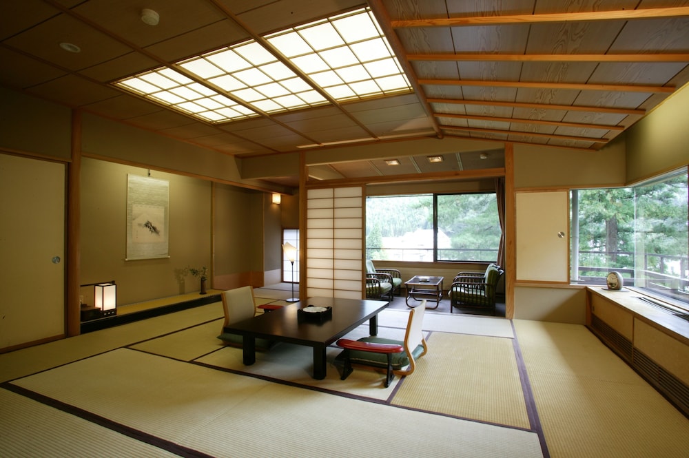 四万温泉 積善館 前橋