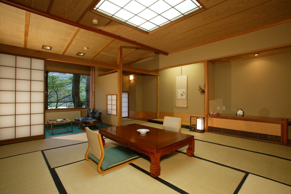 四万温泉 積善館 前橋
