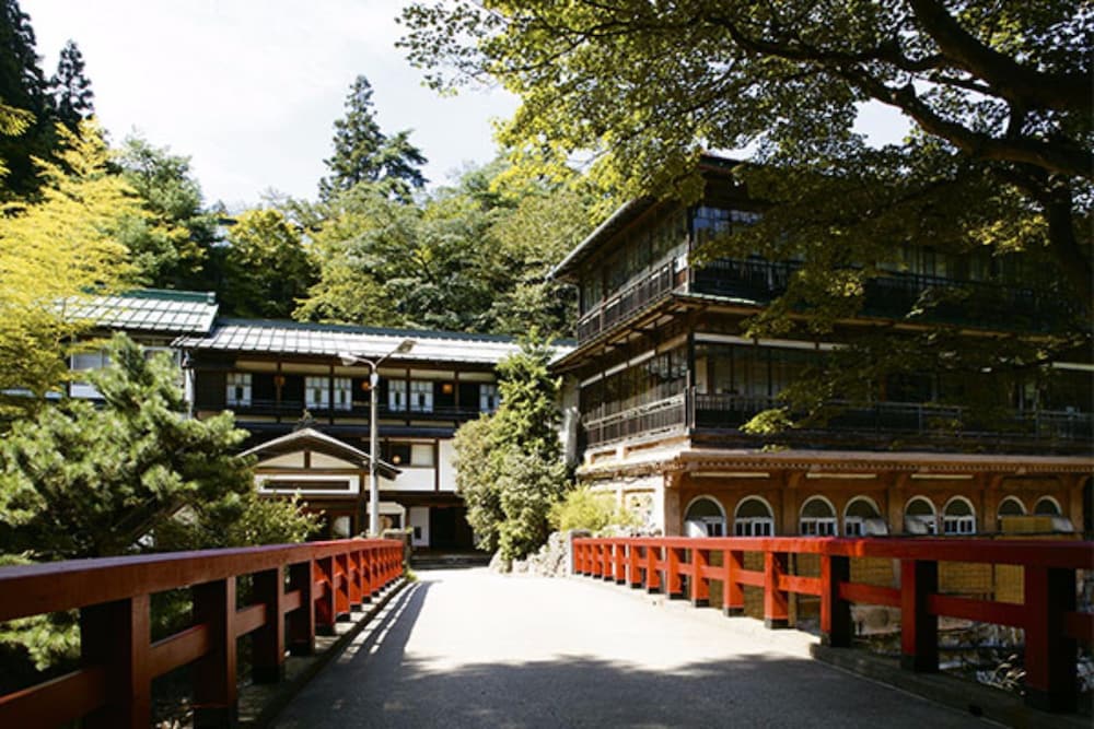 四万温泉 積善館 前橋