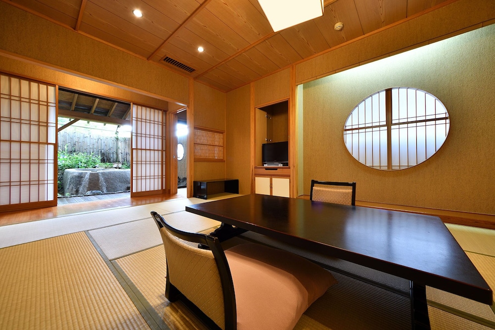 四万温泉 つるや 前橋