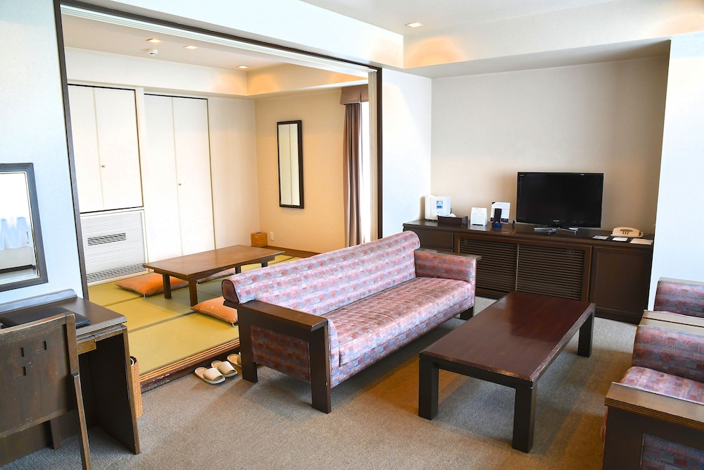 軽井沢倶楽部 ホテル軽井沢 1130 / ヒューイットリゾート 前橋