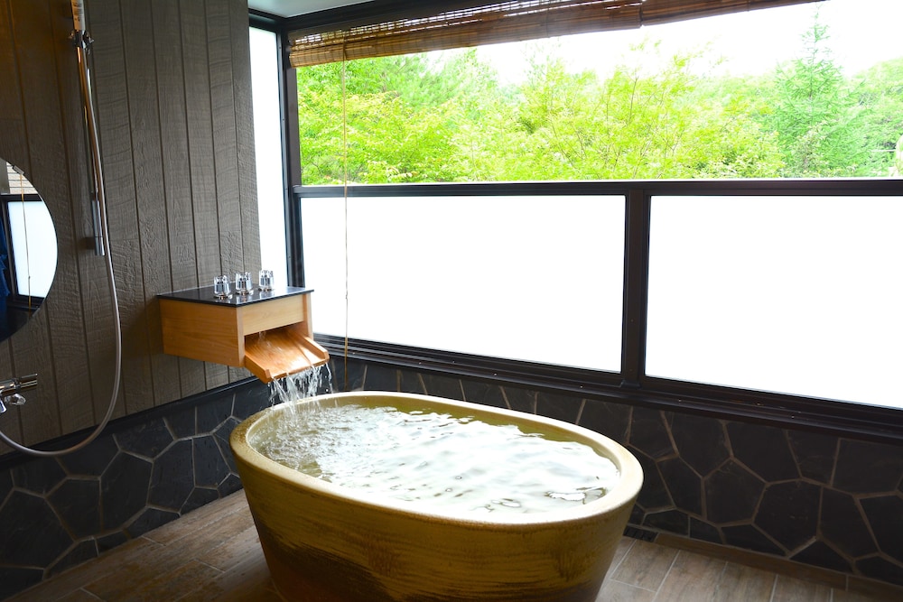 軽井沢倶楽部 ホテル軽井沢 1130 / ヒューイットリゾート 前橋