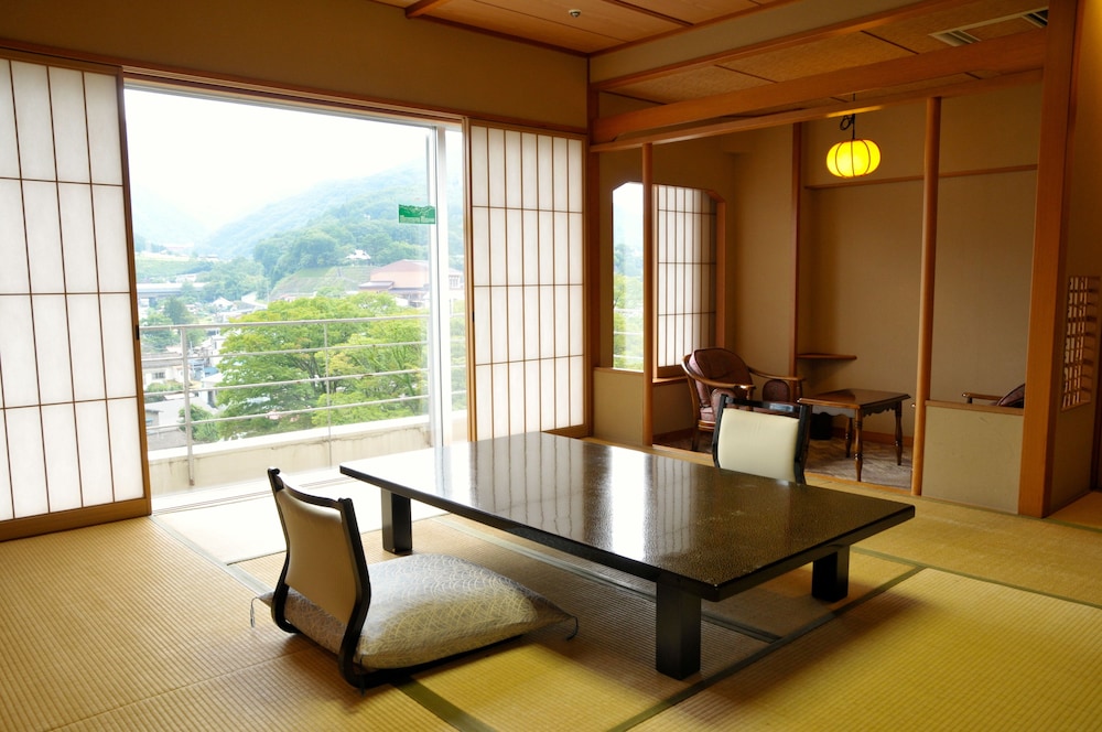 坐山 みなかみ 前橋