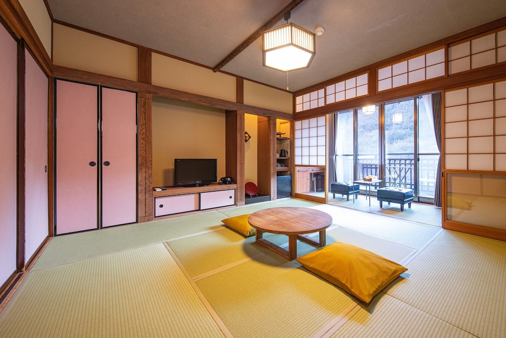 四万温泉 柏屋旅館 前橋