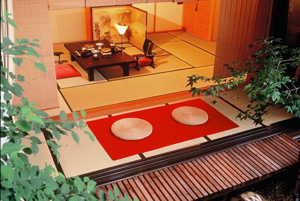 草津温泉 ての字屋 前橋