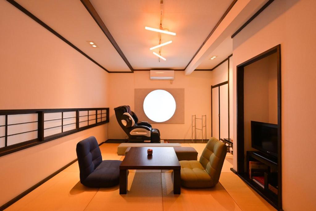 伊香保温泉 あかりの宿 おかべ 前橋