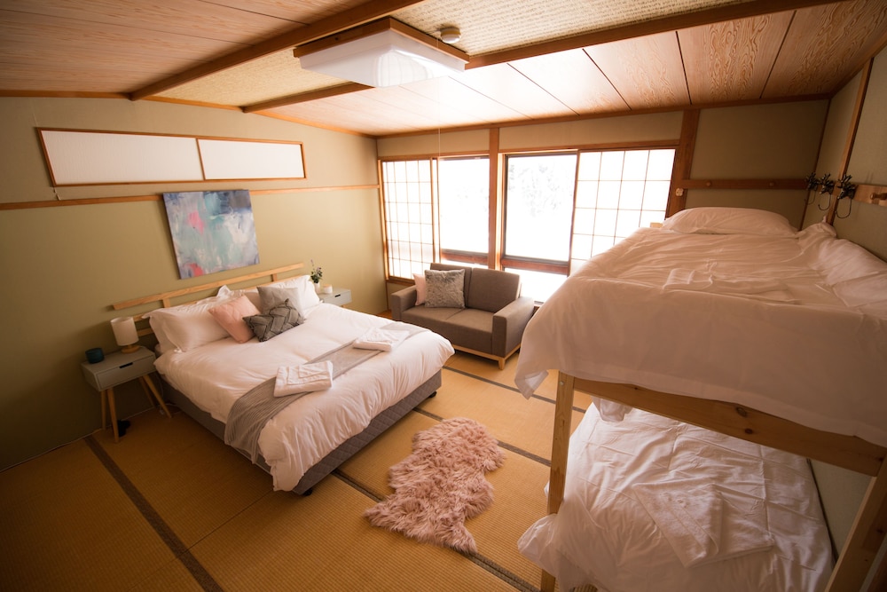BASE CAMP THE LODGE 糸魚川
