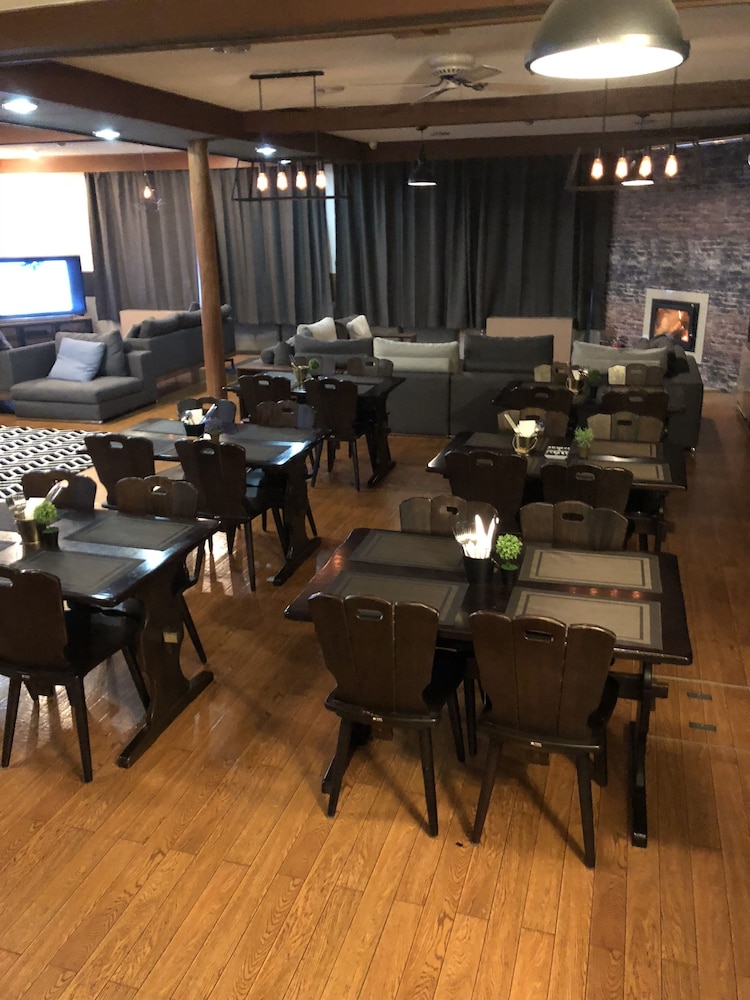 BASE CAMP THE LODGE 糸魚川
