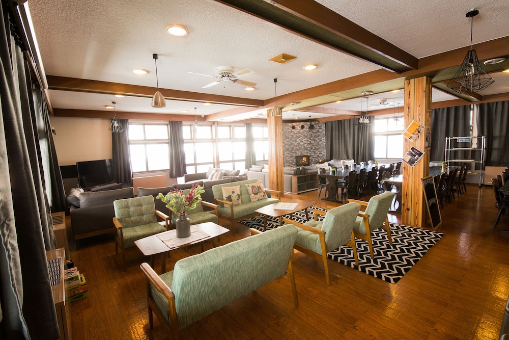 BASE CAMP THE LODGE 糸魚川