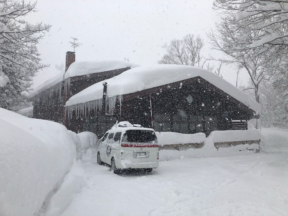 BASE CAMP THE LODGE 糸魚川