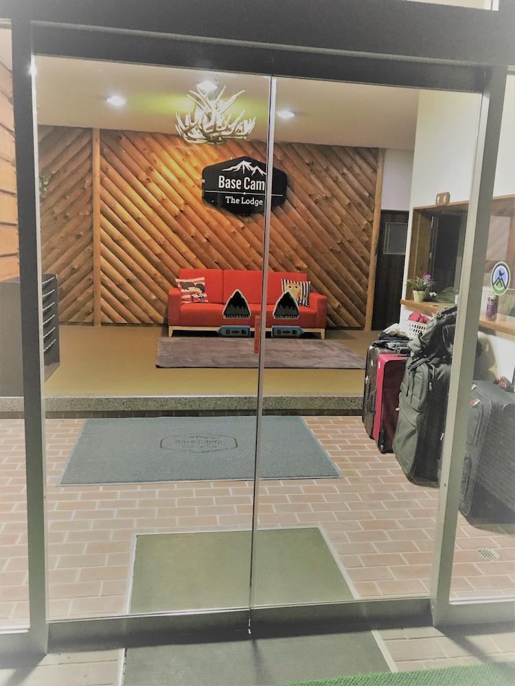 BASE CAMP THE LODGE 糸魚川