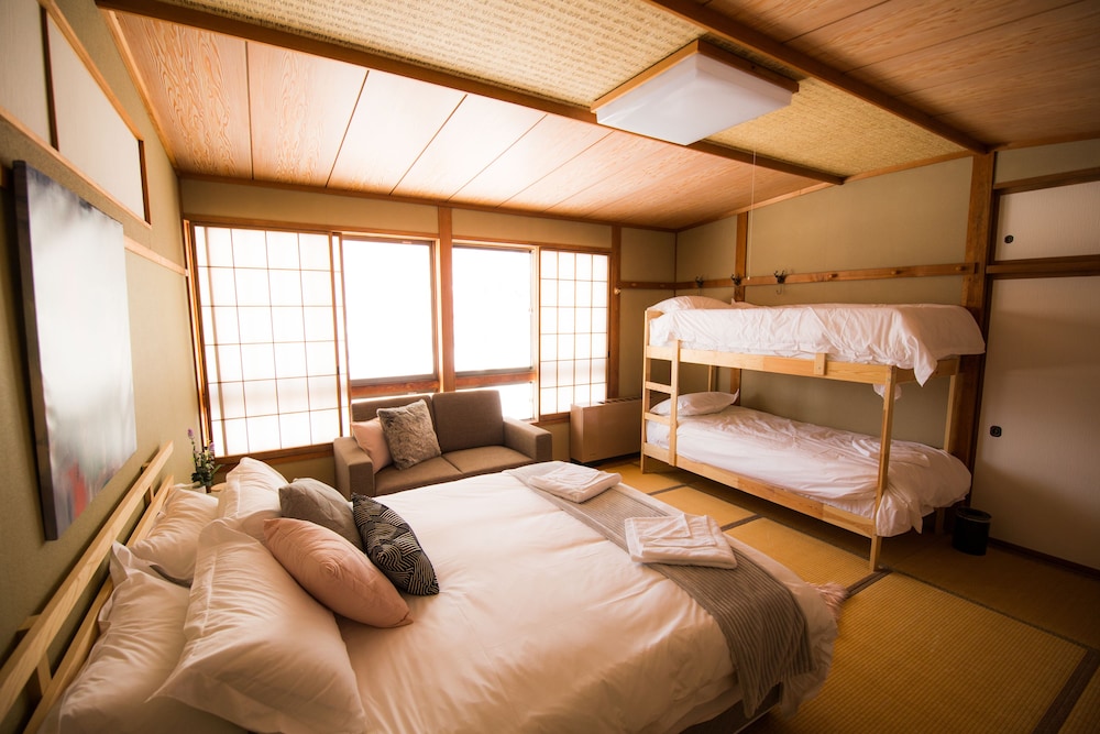BASE CAMP THE LODGE 糸魚川