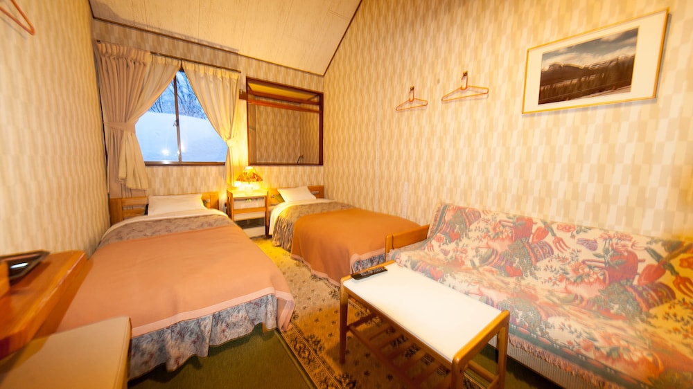 COUNTRY INN カナディアンハウス 糸魚川