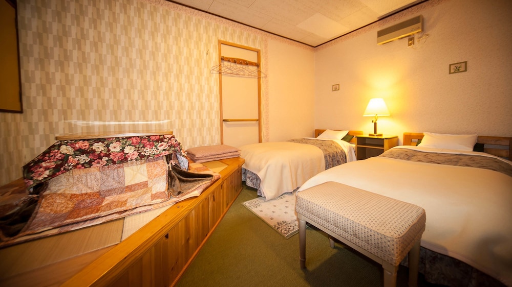 COUNTRY INN カナディアンハウス 糸魚川