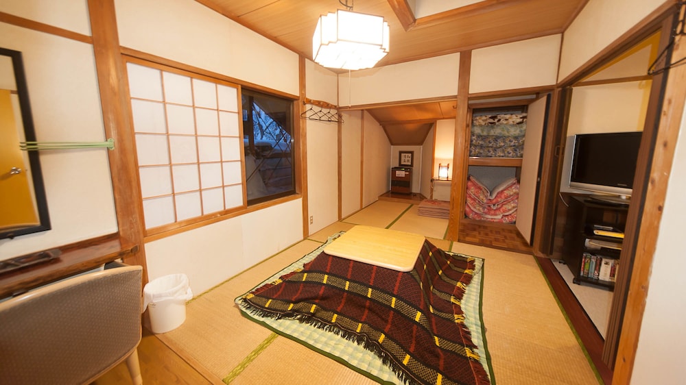 COUNTRY INN カナディアンハウス 糸魚川