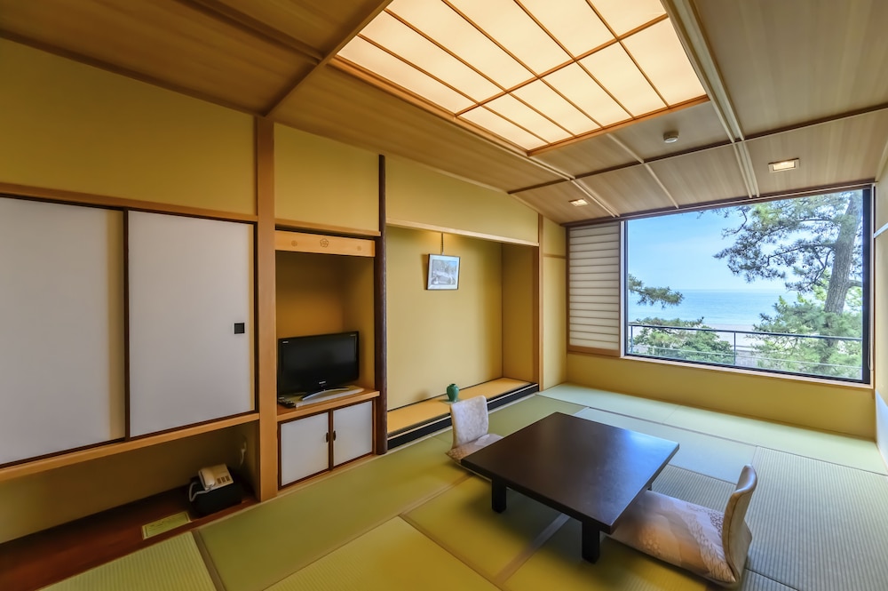 大石屋 志摩