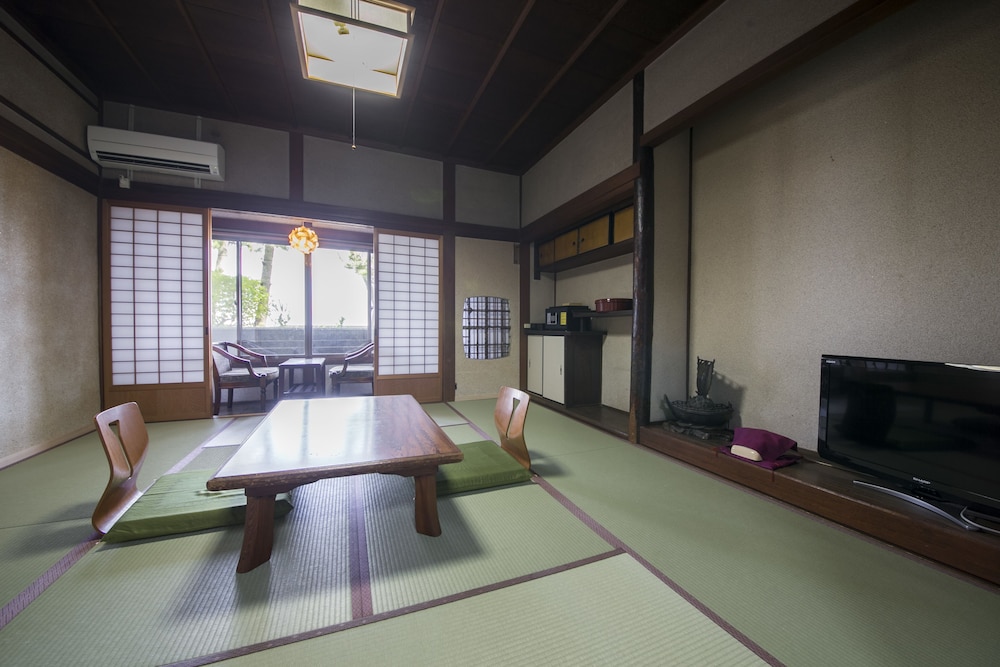 麻野館 志摩