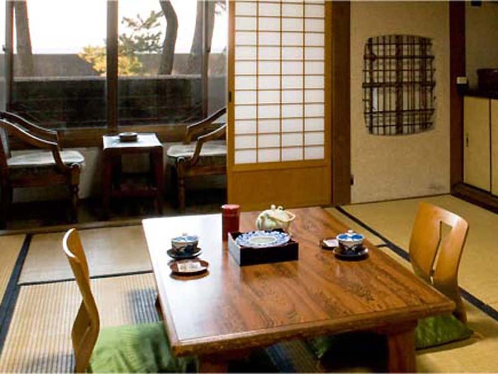 麻野館 志摩