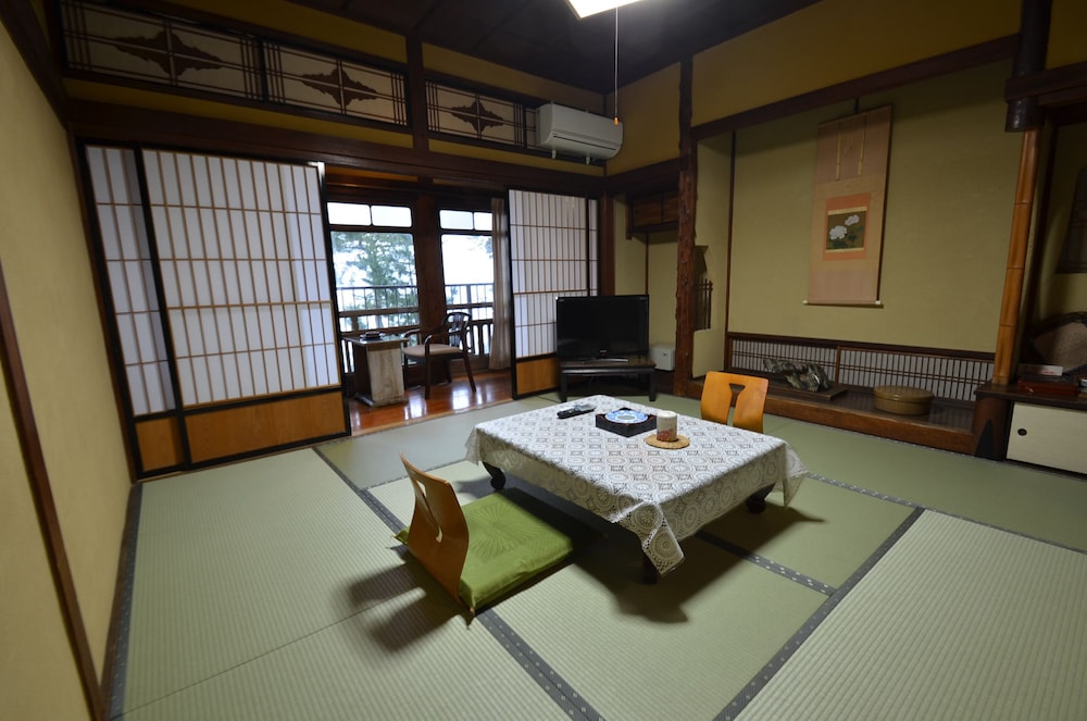 麻野館 志摩