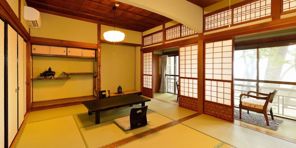 浜千代館 志摩