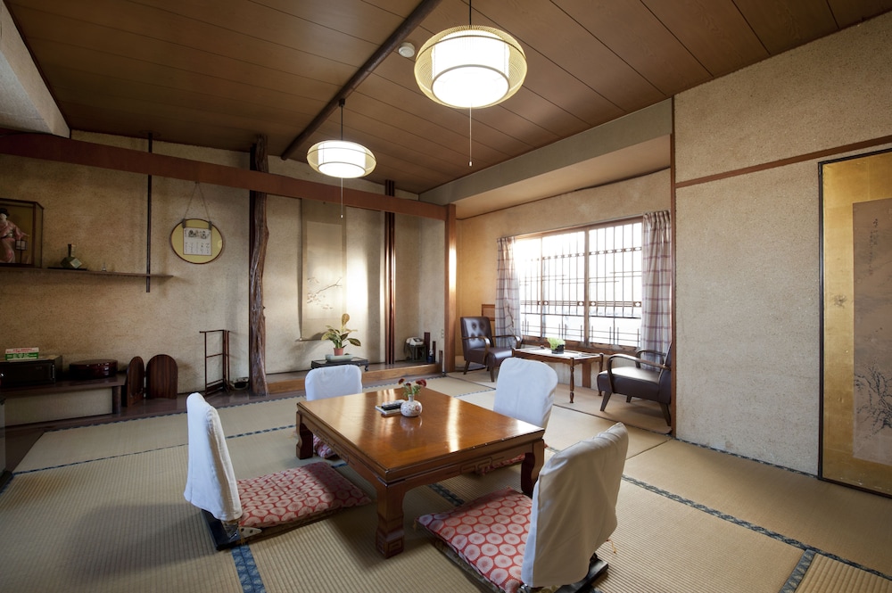 日の出旅館 志摩