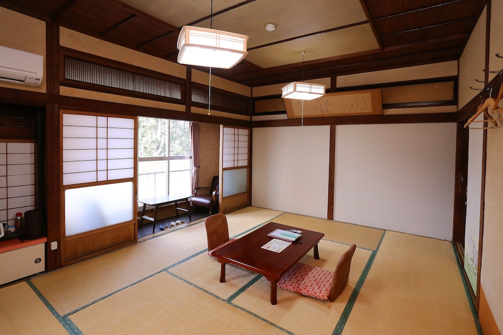 日の出旅館 志摩