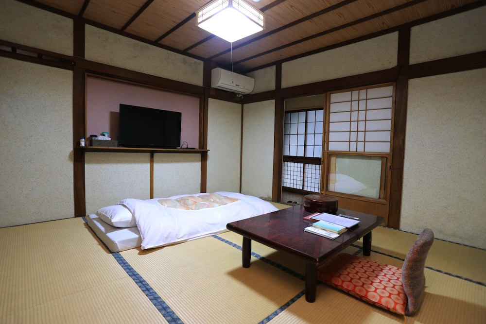 日の出旅館 志摩