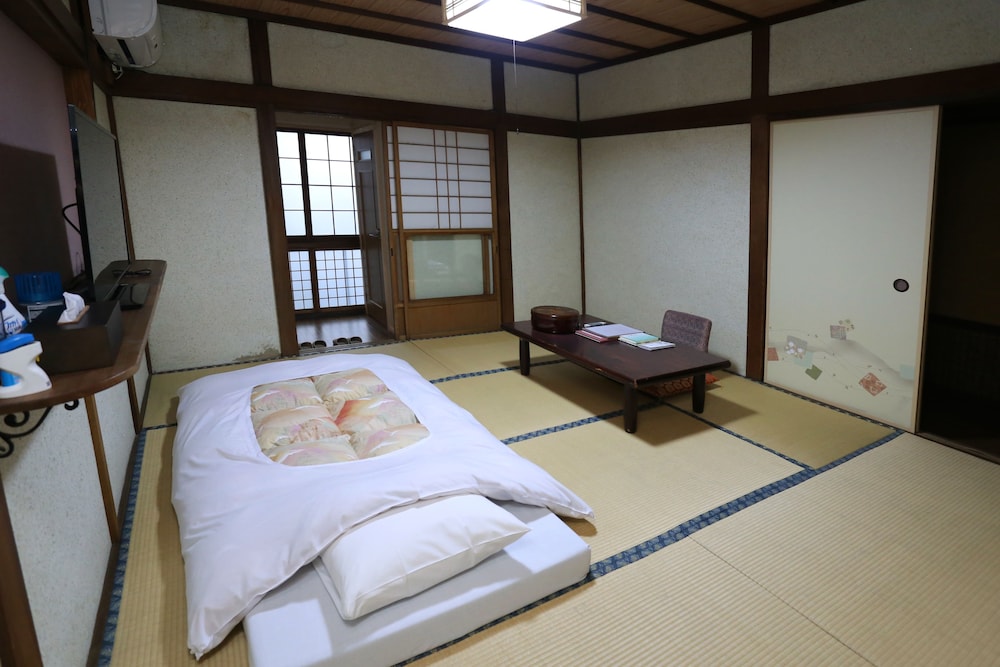 日の出旅館 志摩