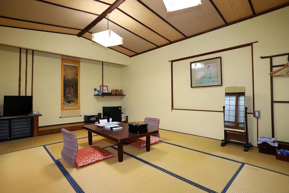 日の出旅館 志摩